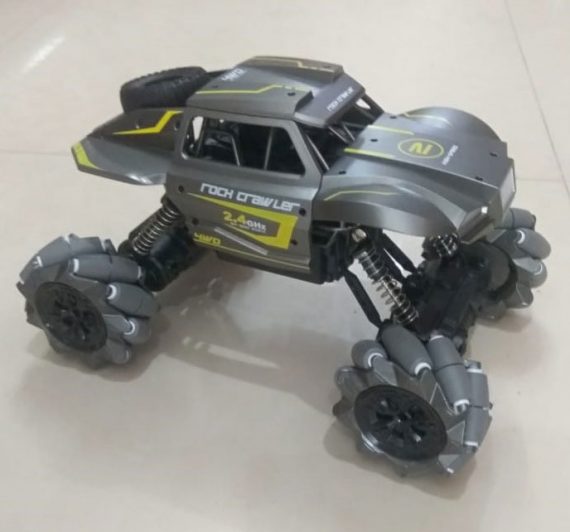 Toyoos Wild Steel Cavalry Rock Crawler Car for Indoor And Outdoor Use