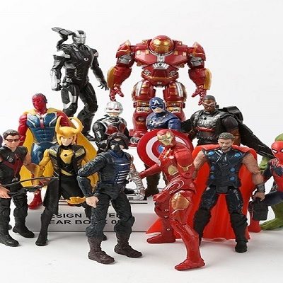 Action Figures & Collectibles