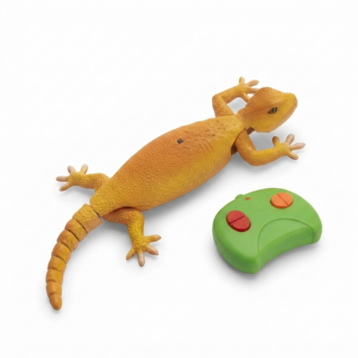 TOYOOS RC Wall Climbing Lizard Toy with Remote Control | Realistic Gecko Climbing Toy with LED Light | Rechargeable Remote Control Animal Toy for Kids Boys & Girls 6+ Years